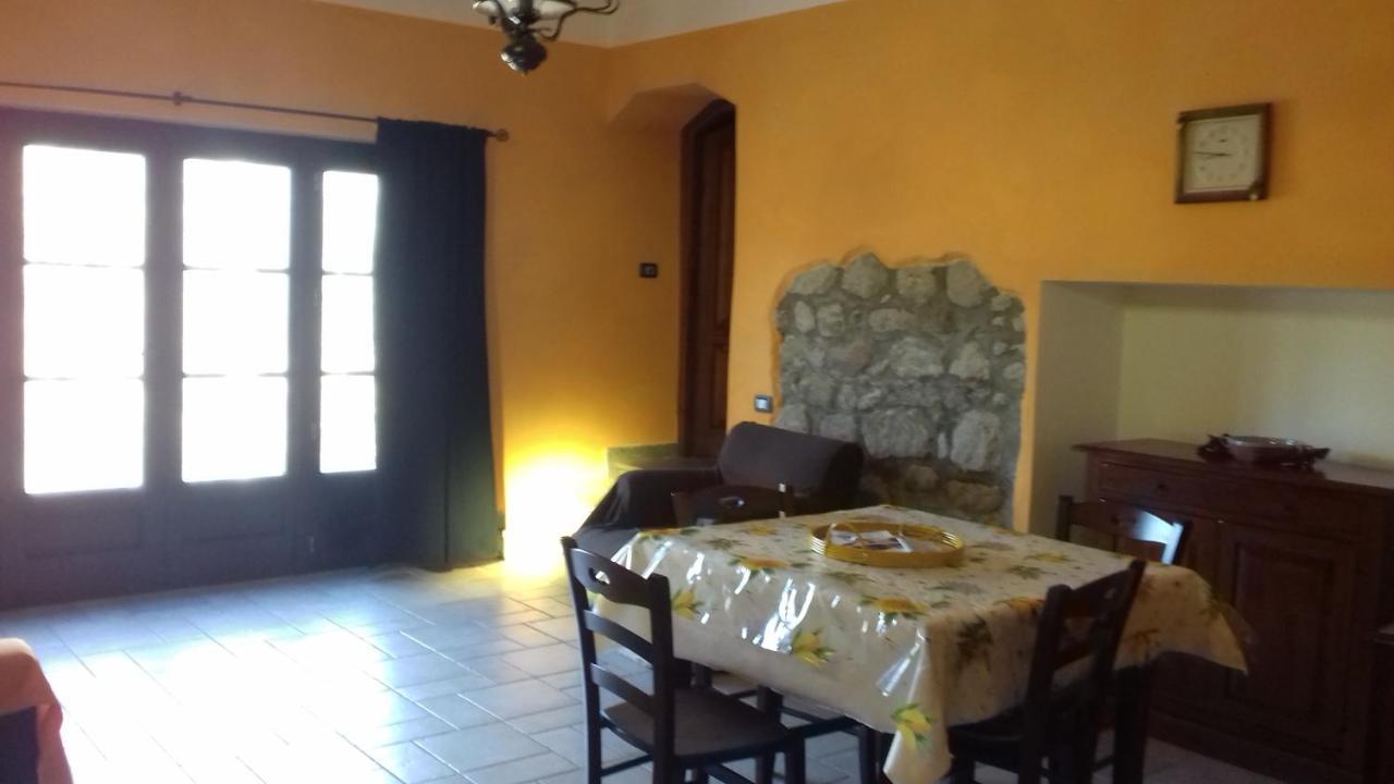 Podere I Casaloni - La Casa Nel Bosco Torniella Exterior foto